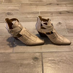 Red Dress Boutique - Woven White Bootie